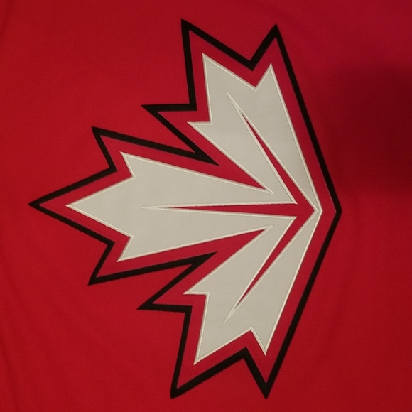 Team Canada Hockey Jersey - Picture 2 of 13